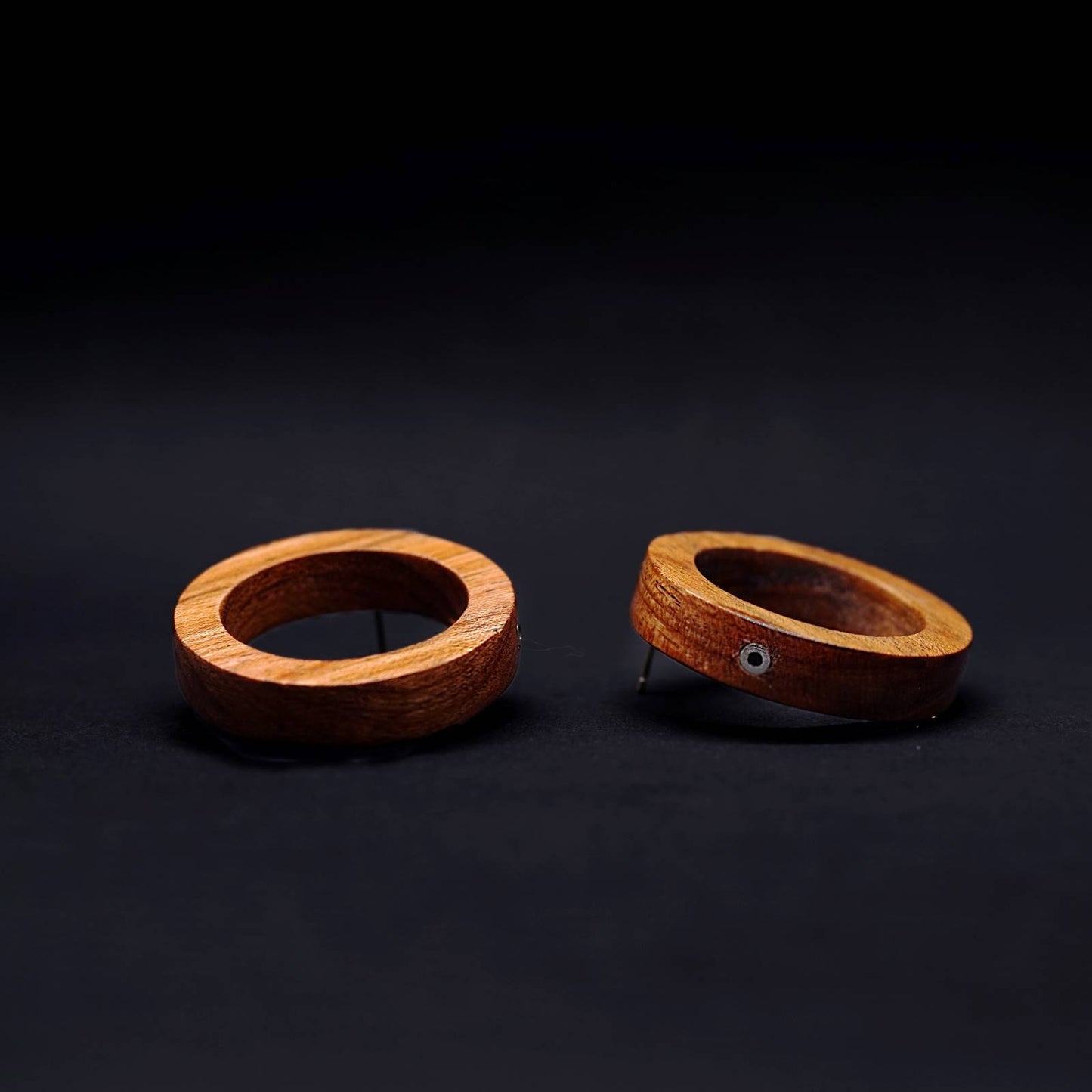 Iris Small Circle Hoop Earrings - Silverwood Jewellery